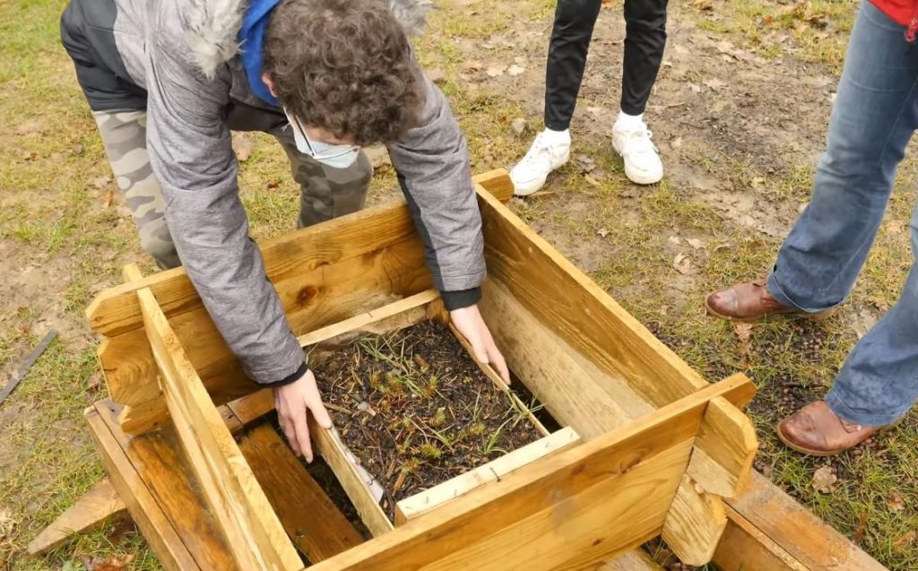 afrique du sud le prince william prime des projets environnementaux novateurs cinq initiatives ont recu un million de livres 1 2 m eur pour la quatrieme edition de ce prix organisee cette annee en afrique du sud ce continent alors qu il est celui contribuant le moins au