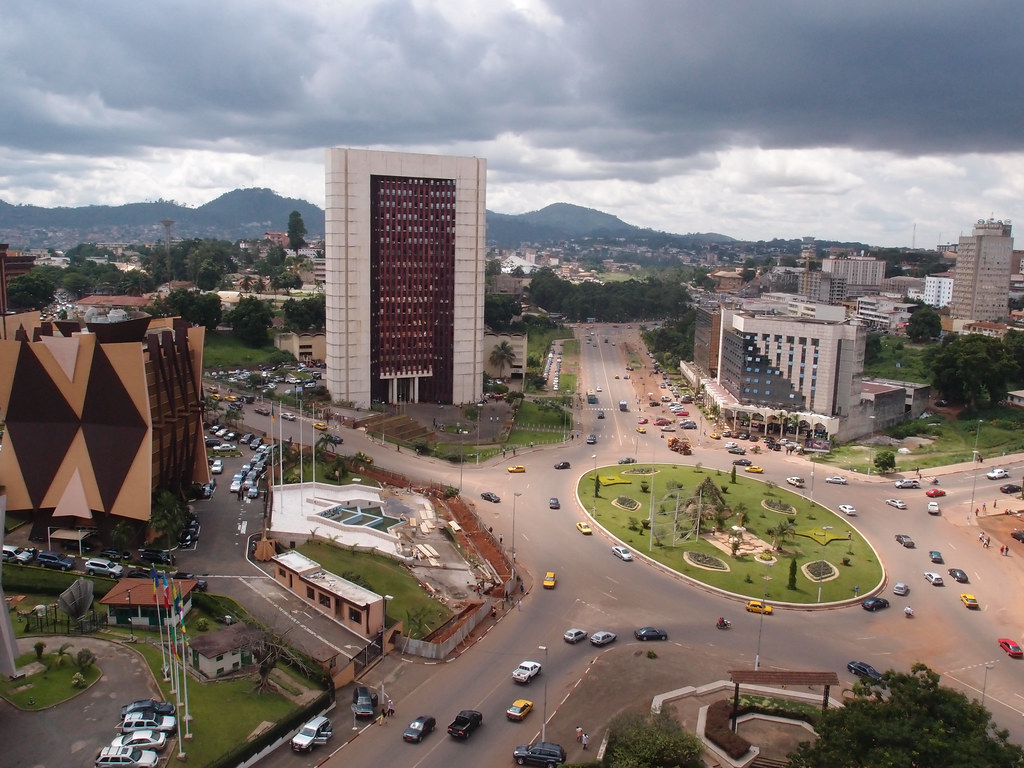 l afrique en marche low tech yaounde l art et la maniere d accomoder le materiel de recuperation au cameroun