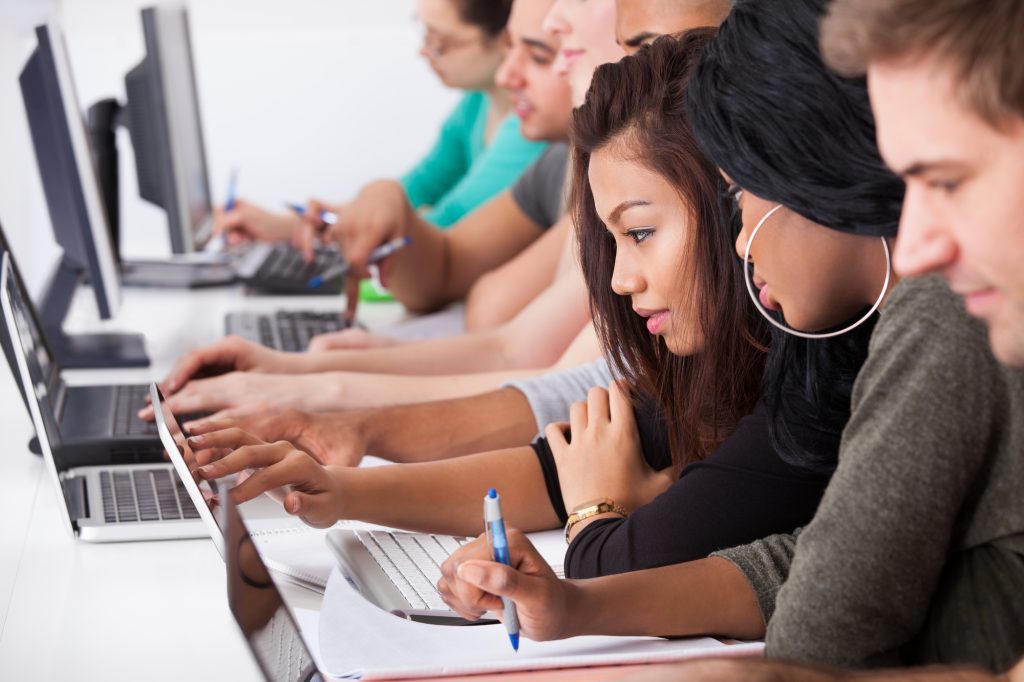 la sfi et seedstars selectionnent 100 startups dirigees par des femmes