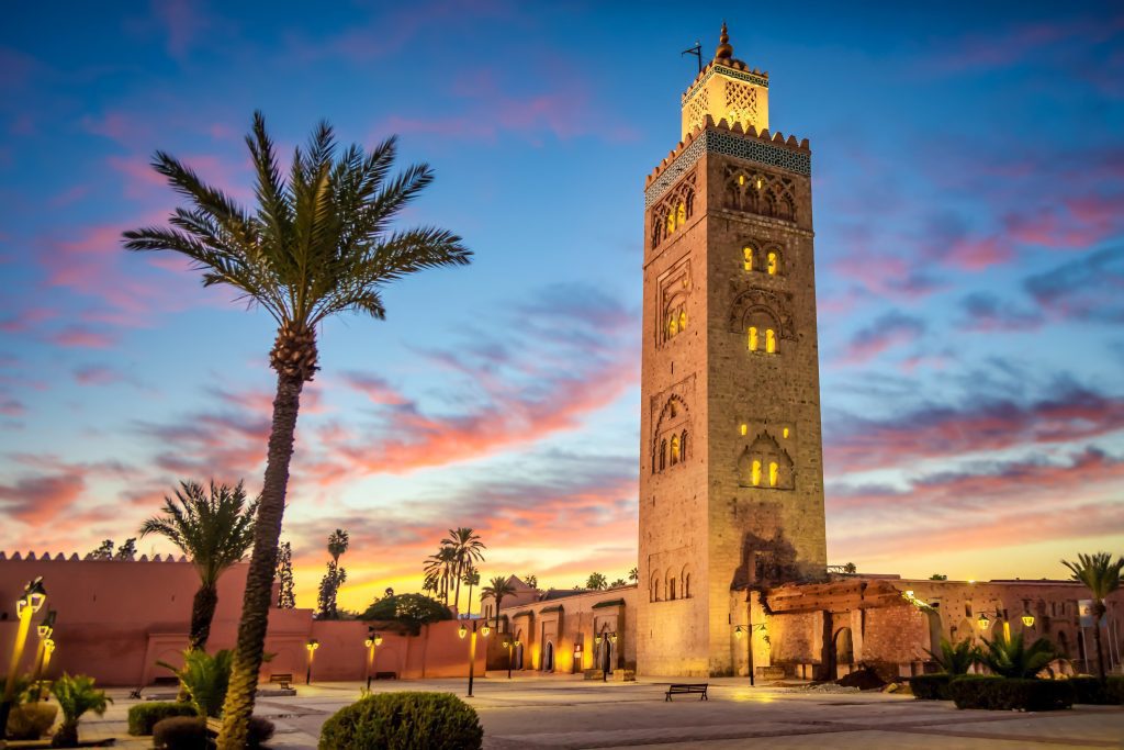 le maroc et onepoint scellent une alliance strategique pour devenir leader de l ia en afrique le maroc franchit un nouveau cap dans sa strategie de transformation numerique avec la signature le 22 juillet 2025 d un