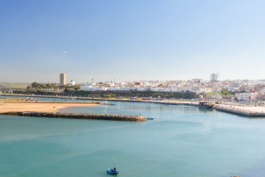 le maroc mise gros sur ses startups pour reussir sa transformation numerique le 21 novembre 2025 a rabat le maroc a franchi une etape majeure dans sa strategie numerique en lancant un dispositif inedit de soutien aux fonds d investissement specialises dans les startups cette